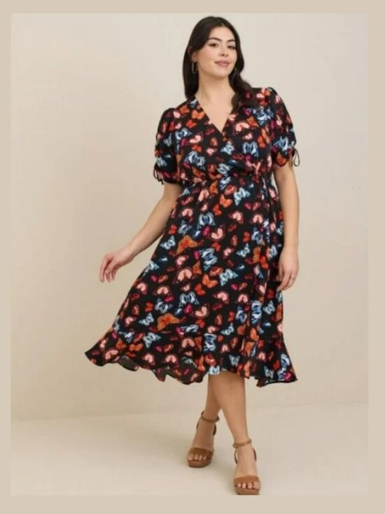 torrid Dresses & Skirts - NWT Torrid Black Midi Brushed Charmeuse Butterfly Wrap Dress Sz 2X